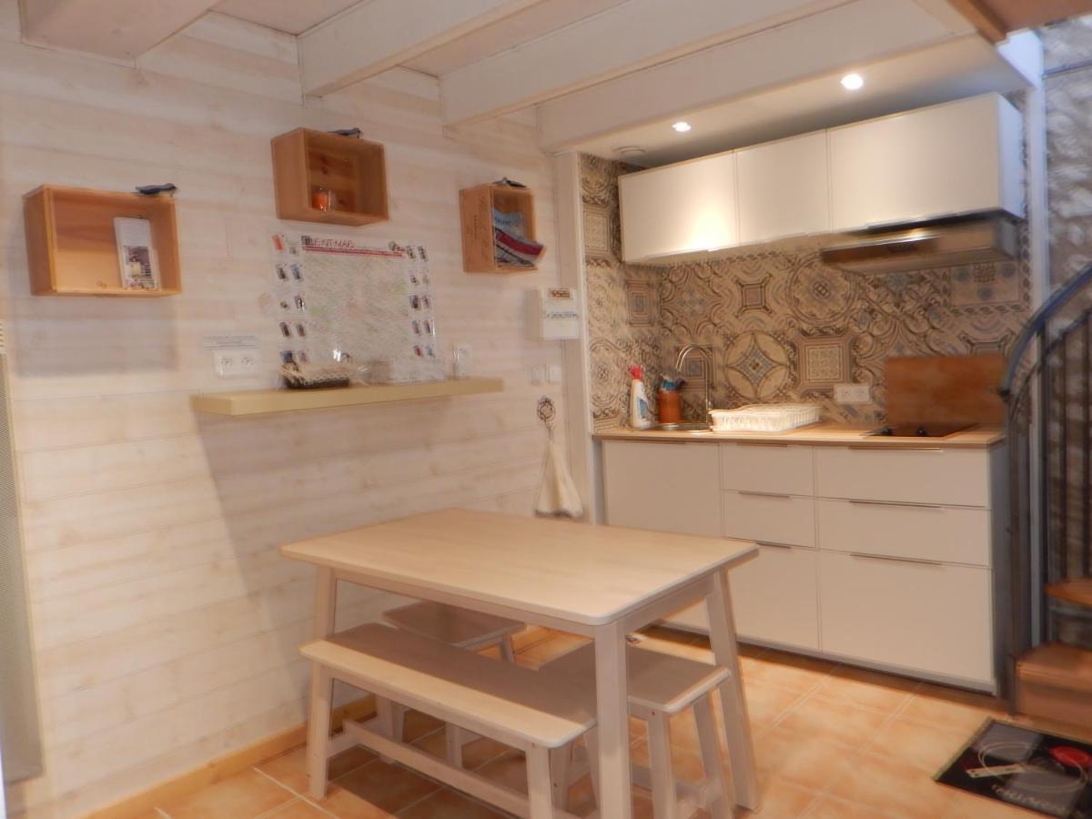 Les Quatre Saisons Bed & Breakfast Antogny-le-Tillac Exterior photo